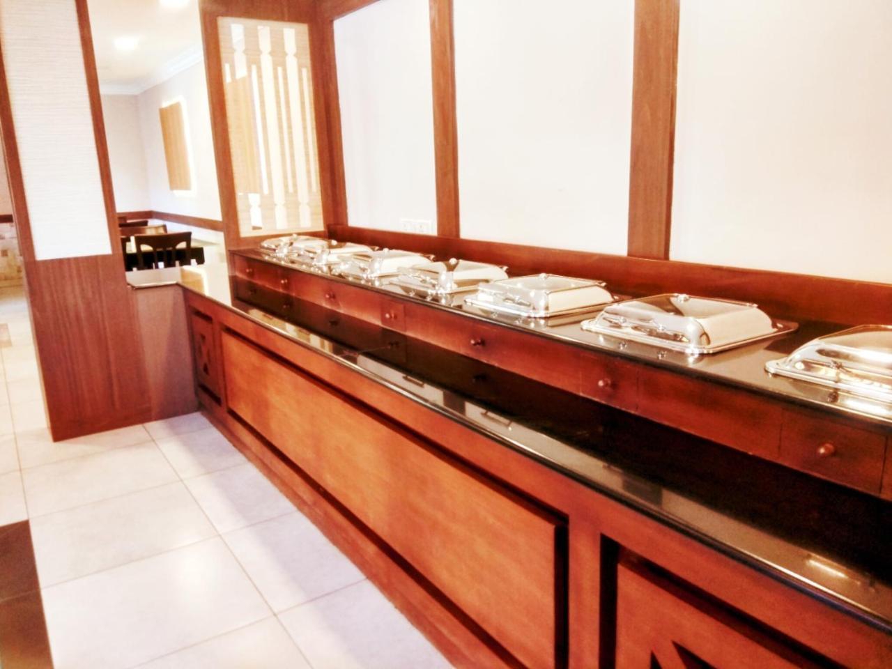 Prayana Hotels Kochi Eksteriør bilde